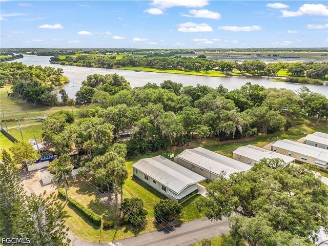 5 Erica ST, Alva, FL 33920