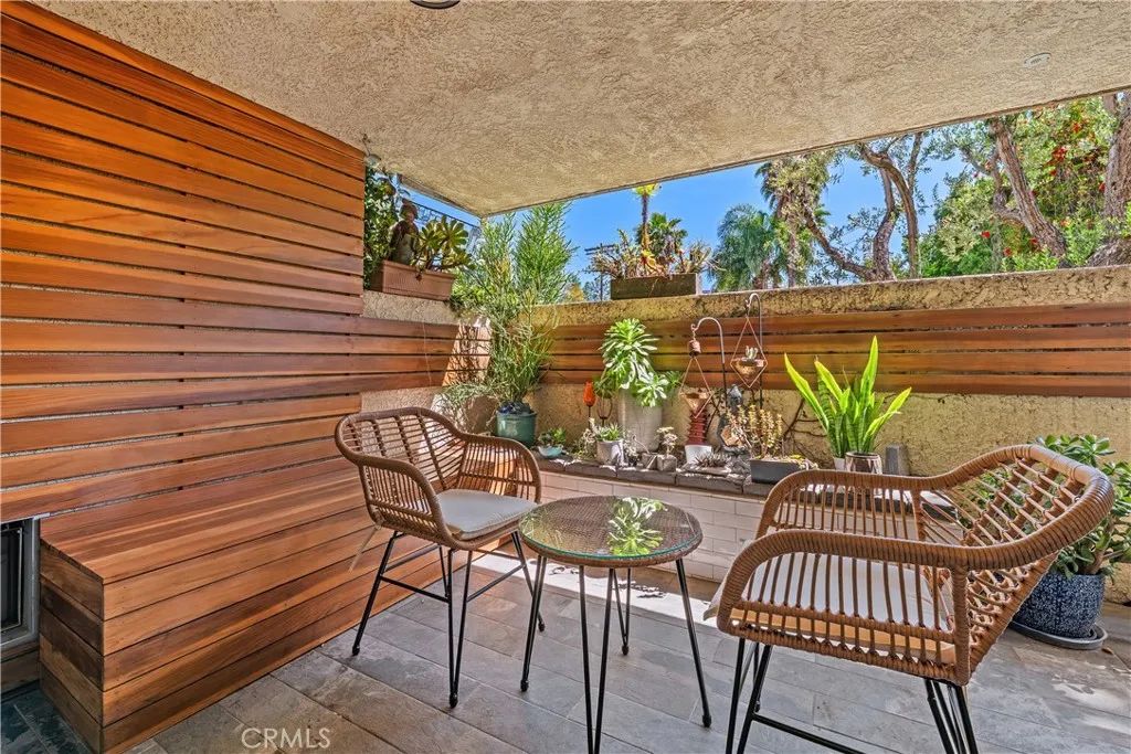 4807 Beck 2, Valley Village, CA 91601