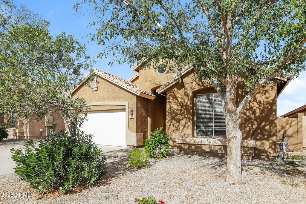 10 E MILL REEF Drive, San Tan Valley, AZ 85143 — photo 2