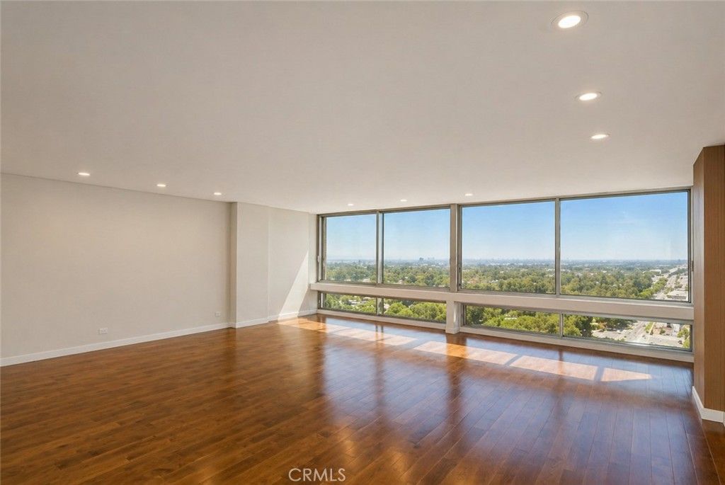 2222 Avenue Of The Stars 1702, Los Angeles, CA 90067