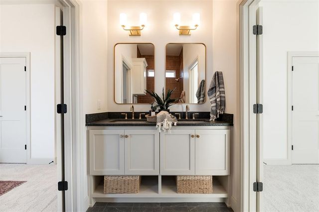 6225 Wild Blue Yonder Way, Edmond, OK 73034