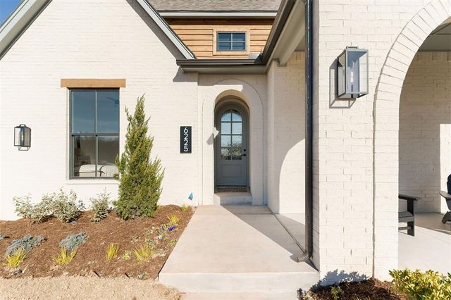 6225 Wild Blue Yonder Way, Edmond, OK 73034