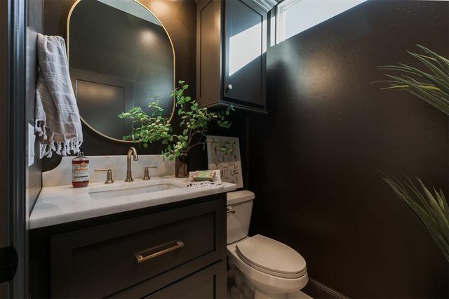 6225 Wild Blue Yonder Way, Edmond, OK 73034