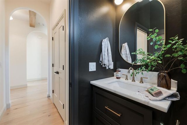 6225 Wild Blue Yonder Way, Edmond, OK 73034