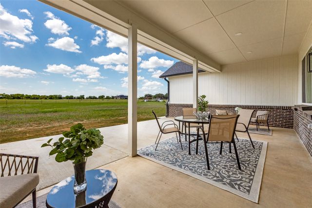 3150 Crisp Road, Ennis, TX 75119