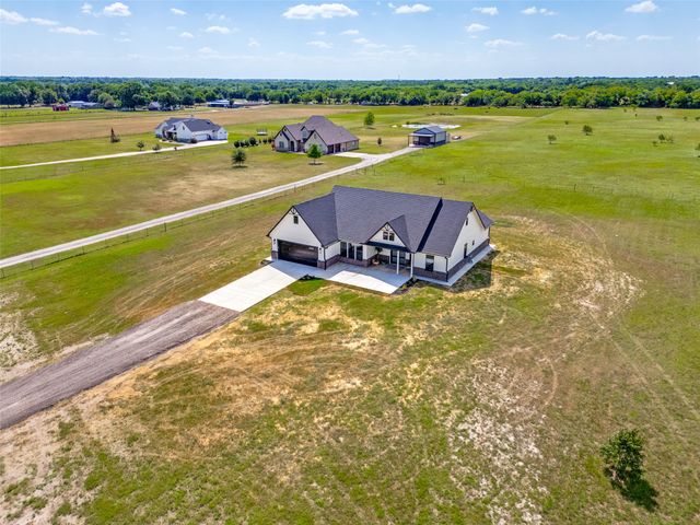 3150 Crisp Road, Ennis, TX 75119