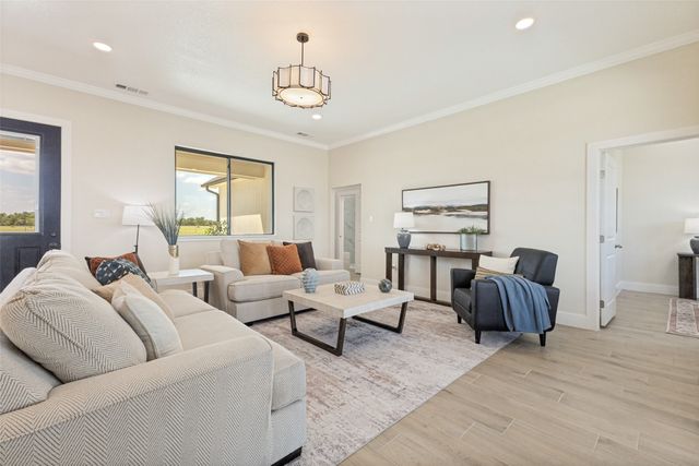 3150 Crisp Road, Ennis, TX 75119