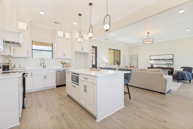 3150 Crisp Road, Ennis, TX 75119