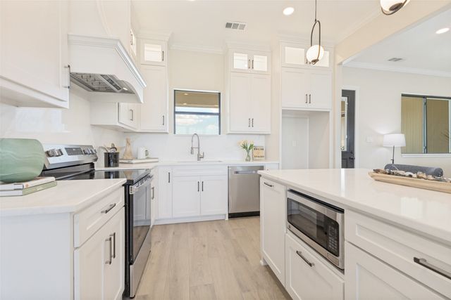 3150 Crisp Road, Ennis, TX 75119