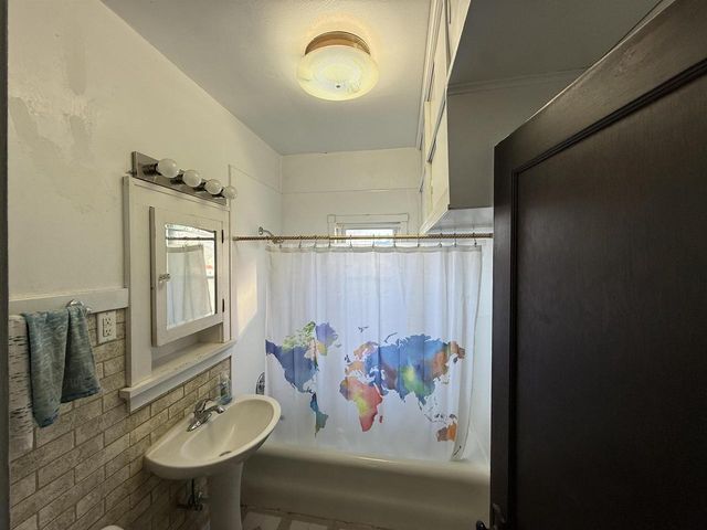 1107 S 4TH AVENUE, Wausau, WI 54401