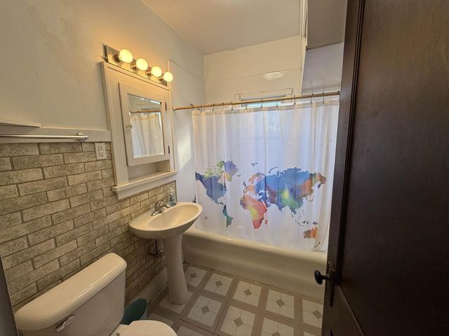 1107 S 4TH AVENUE, Wausau, WI 54401