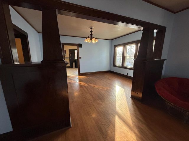 1107 S 4TH AVENUE, Wausau, WI 54401