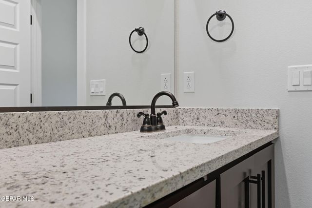 12925 Pontesbury Drive, El Paso, TX 79928