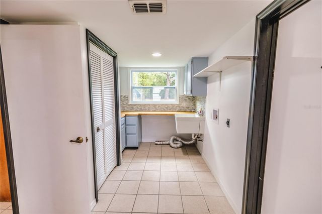 2119 SHADY OAKS DRIVE, Valrico, FL 33594