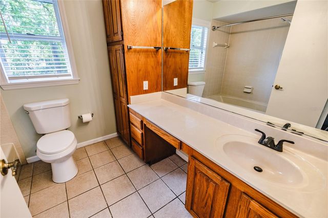 2119 SHADY OAKS DRIVE, Valrico, FL 33594