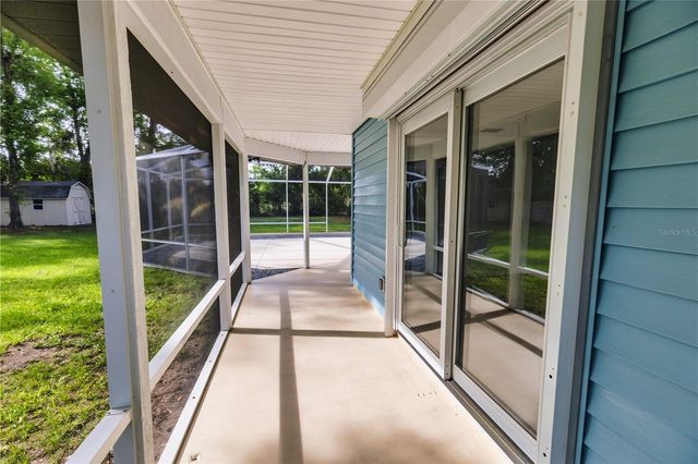 2119 SHADY OAKS DRIVE, Valrico, FL 33594