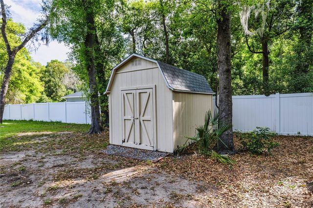 2119 SHADY OAKS DRIVE, Valrico, FL 33594