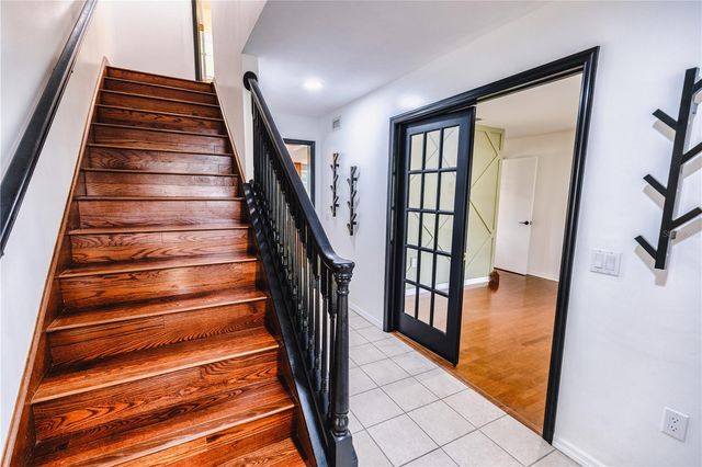 2119 SHADY OAKS DRIVE, Valrico, FL 33594