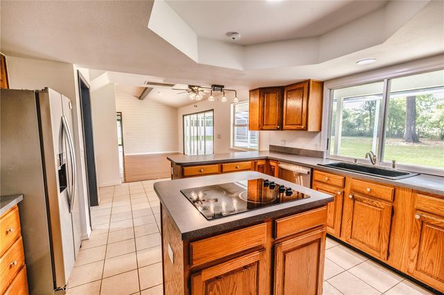 2119 SHADY OAKS DRIVE, Valrico, FL 33594