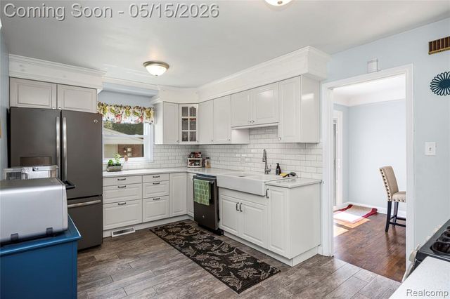 13527 Phelps Street, Southgate, MI 48195