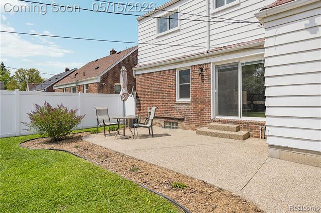 13527 Phelps Street, Southgate, MI 48195