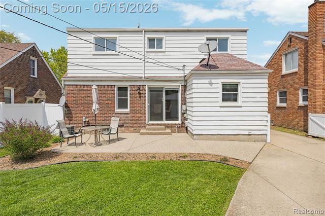 13527 Phelps Street, Southgate, MI 48195