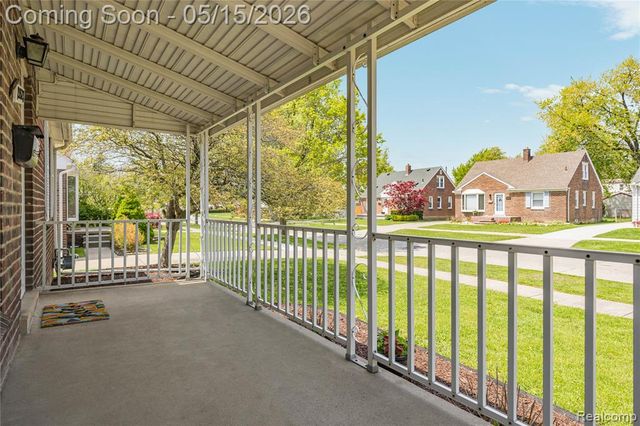 13527 Phelps Street, Southgate, MI 48195