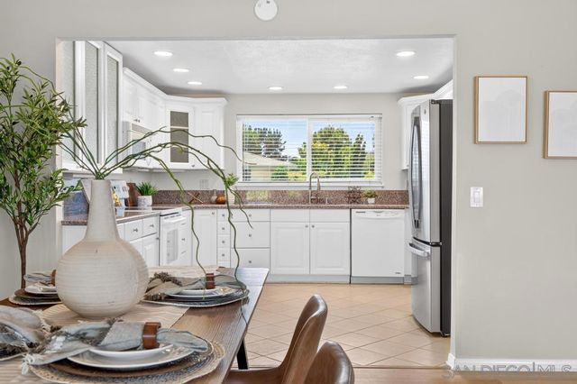 16749 Obispo Ln, San Diego, CA 92128