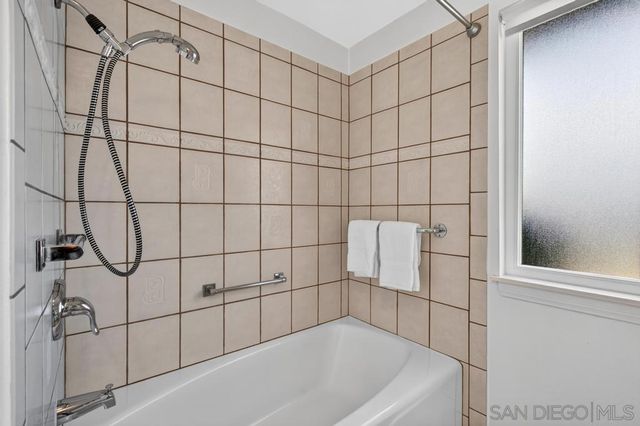 16749 Obispo Ln, San Diego, CA 92128
