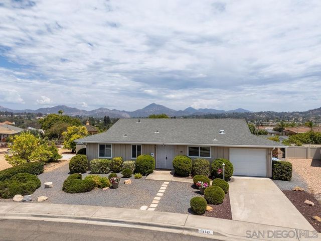 16749 Obispo Ln, San Diego, CA 92128