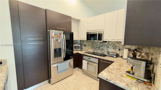1596 Canary Island Dr, Weston, FL 33327