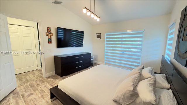 1596 Canary Island Dr, Weston, FL 33327