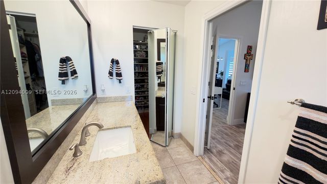 1596 Canary Island Dr, Weston, FL 33327