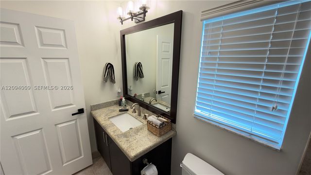 1596 Canary Island Dr, Weston, FL 33327