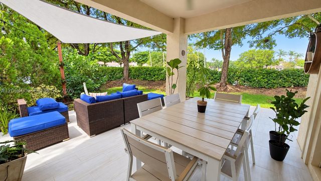 1596 Canary Island Dr, Weston, FL 33327