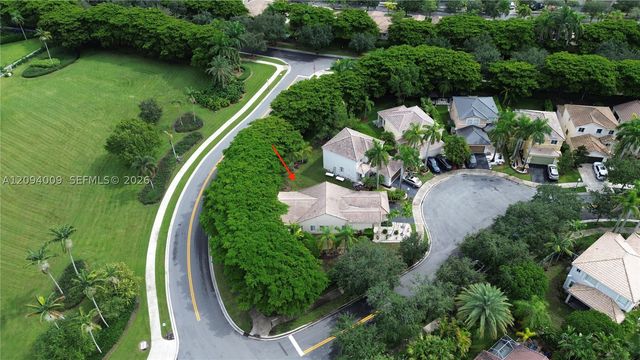 1596 Canary Island Dr, Weston, FL 33327