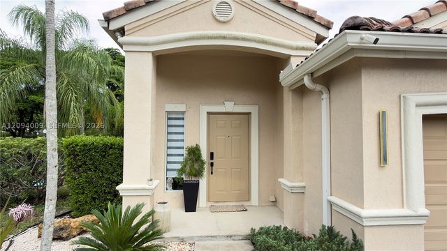 1596 Canary Island Dr, Weston, FL 33327