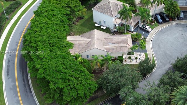 1596 Canary Island Dr, Weston, FL 33327