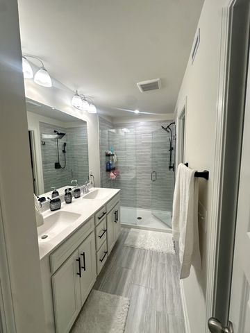 5069 Dayflower Dr, Hermitage, TN 37076