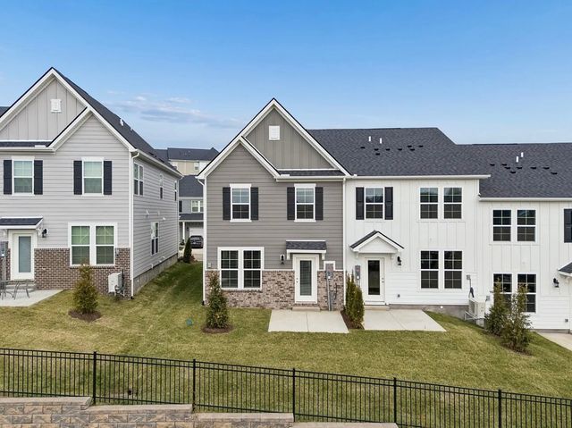 5069 Dayflower Dr, Hermitage, TN 37076