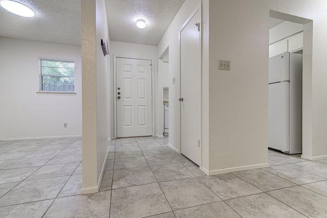 824 King Albert ST A, Austin, TX 78745