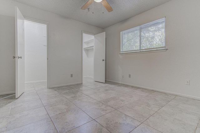824 King Albert ST A, Austin, TX 78745