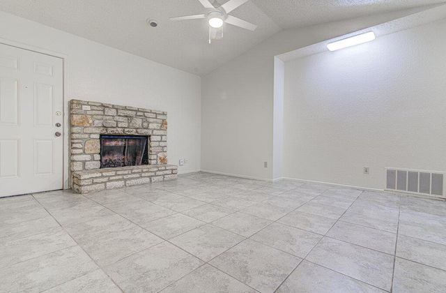 824 King Albert ST A, Austin, TX 78745