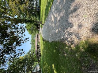 3116 3rd Street, La Salle, MI 48145