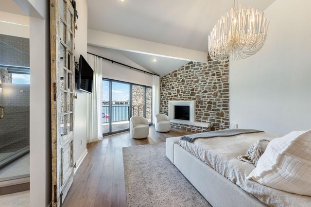 402 Island DR B, Horseshoe Bay, TX 78657