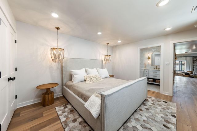 402 Island DR B, Horseshoe Bay, TX 78657