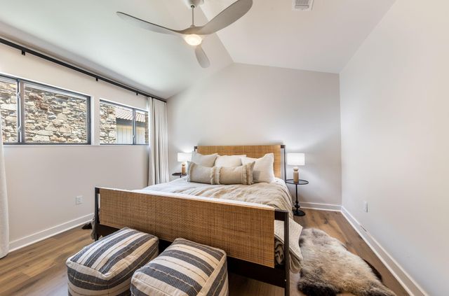 402 Island DR B, Horseshoe Bay, TX 78657