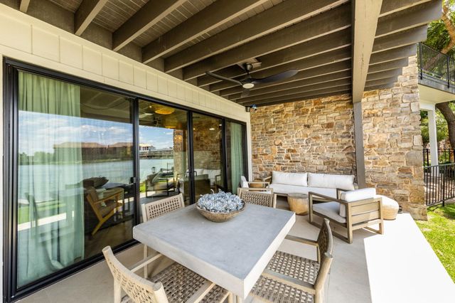 402 Island DR B, Horseshoe Bay, TX 78657