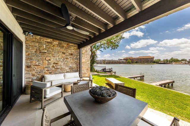 402 Island DR B, Horseshoe Bay, TX 78657