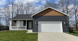 8696 Gilmour Lane, Freeland, MI 48623